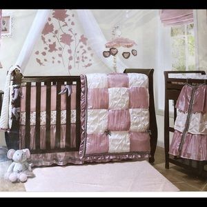 Peanut shell baby girl crib bedding